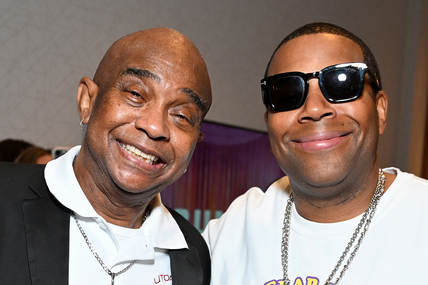 Freddie Hendricks and Kenan Thompson pose for a photo together.